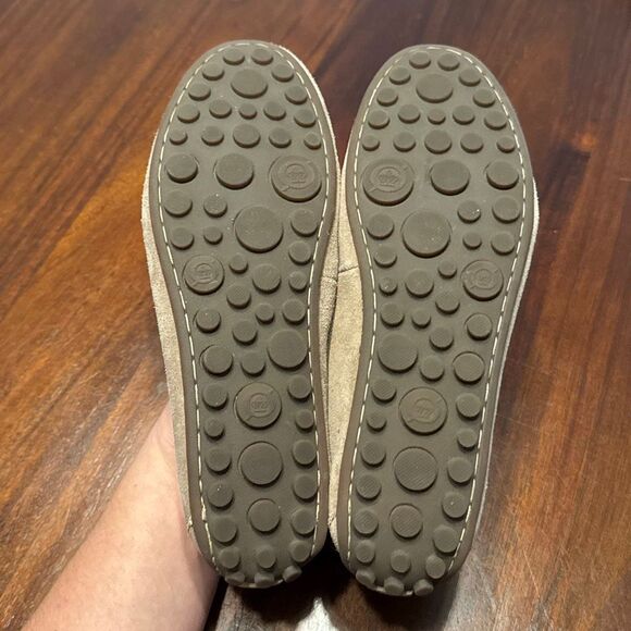 Born Grey Suede Slip On Rubber Sole Loafers Women’s US 7 M - Picture 4 of 8